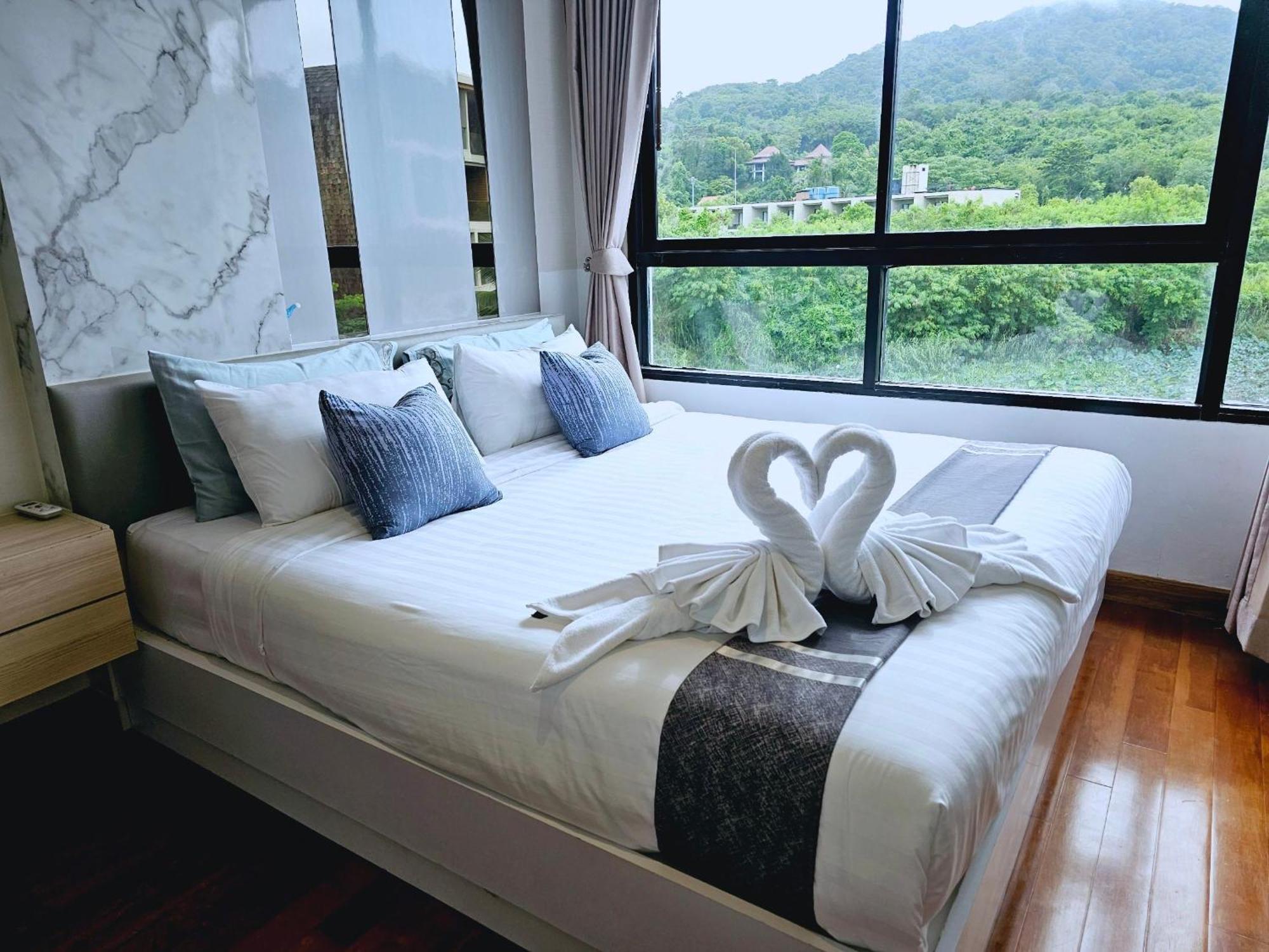 The Lago Naiharn By Sala Estate Nai Harn エクステリア 写真